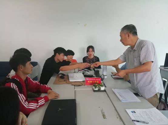QQ图片20180927101459.jpg